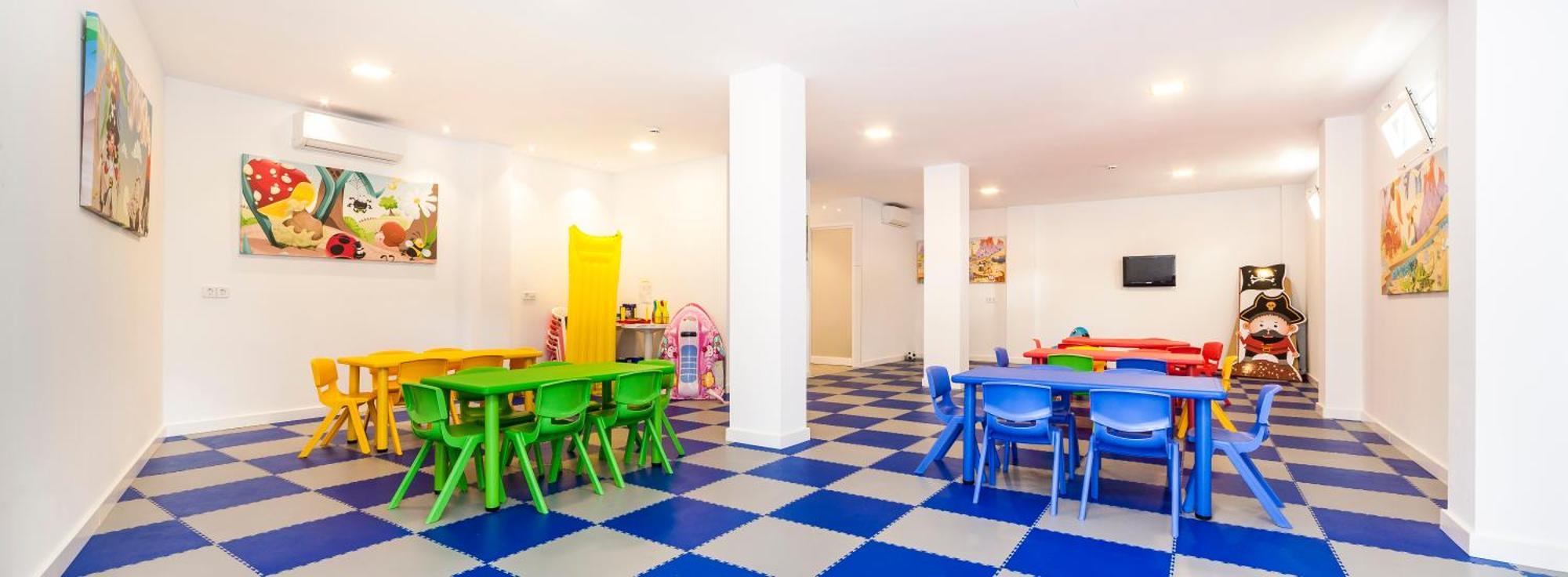 格罗贝尔西马酒店 Cala de Sant Vicenc 外观 照片