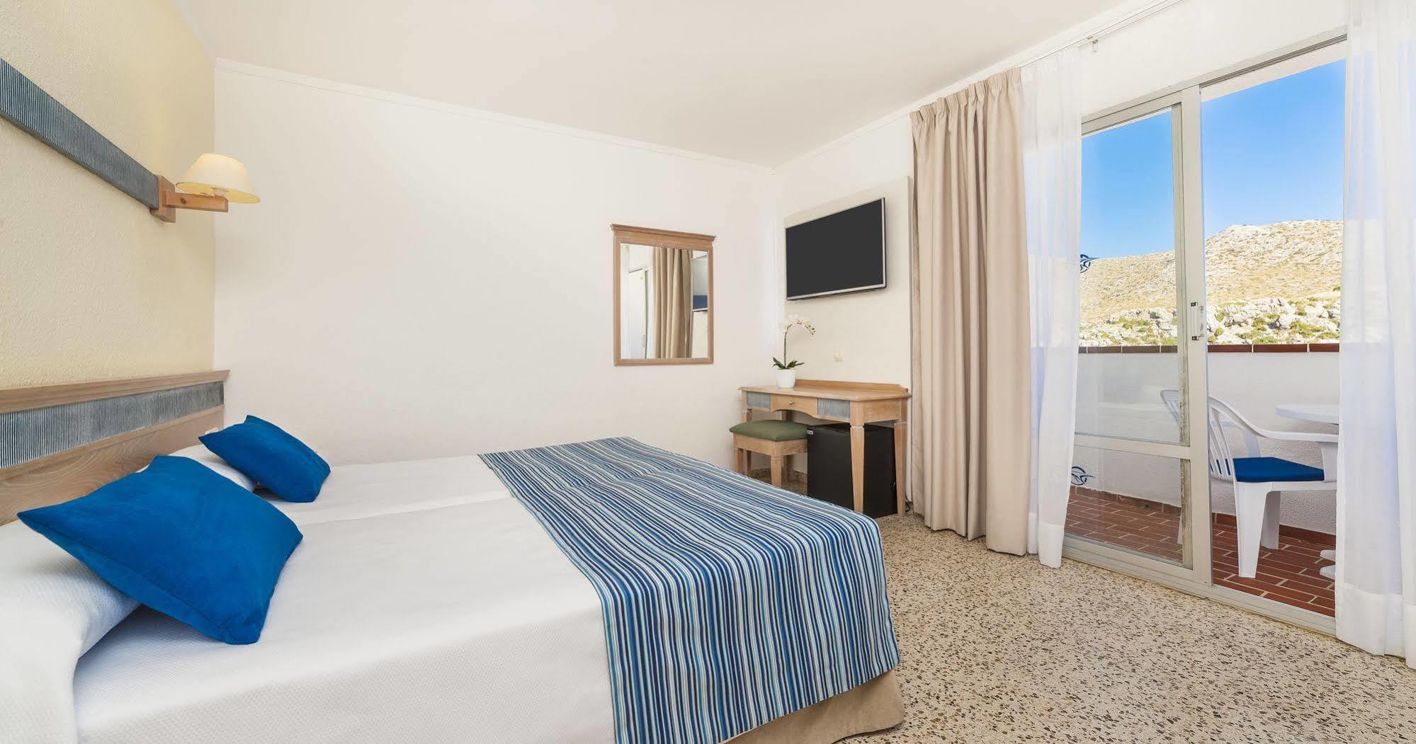 格罗贝尔西马酒店 Cala de Sant Vicenc 外观 照片