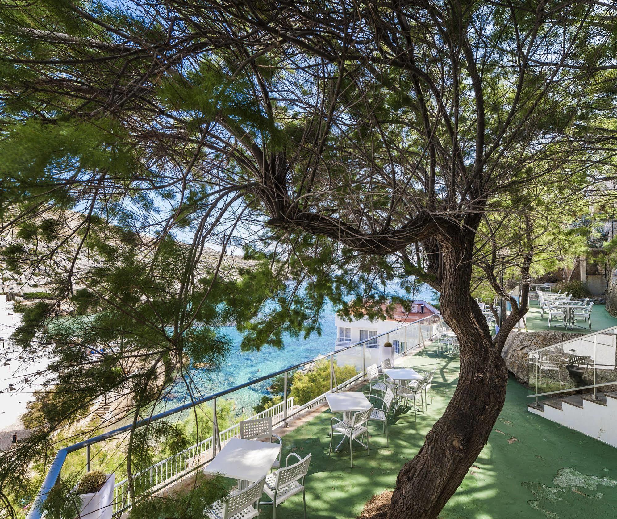 格罗贝尔西马酒店 Cala de Sant Vicenc 外观 照片